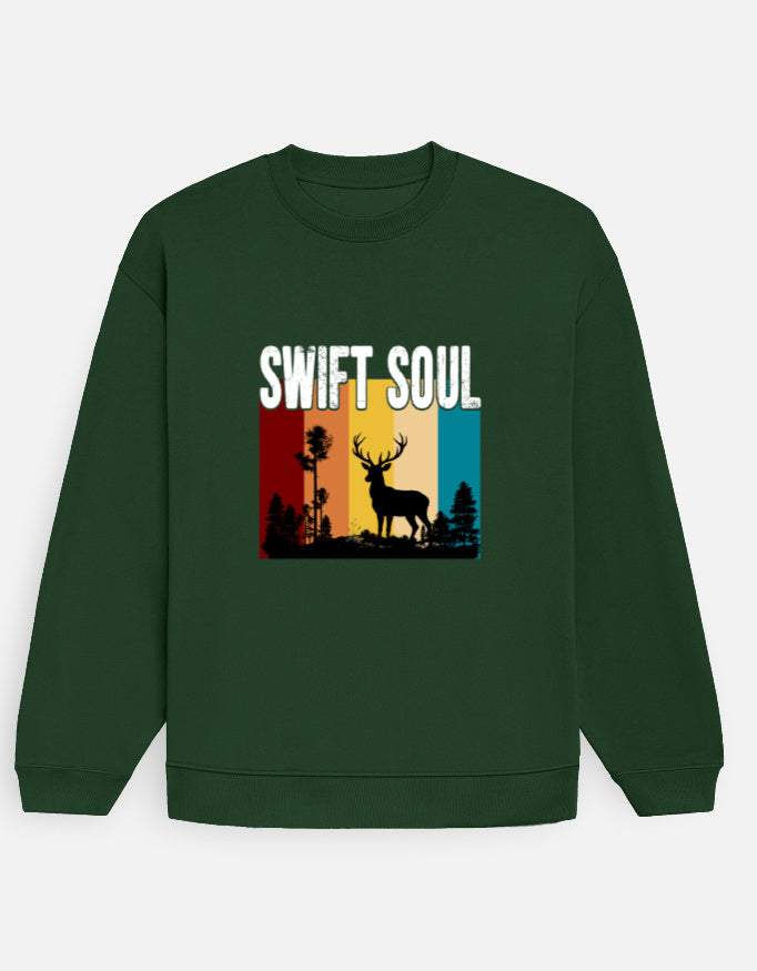 Person wearing a Dumkee Oversize green sweatshirt with 'Swift Soul' design